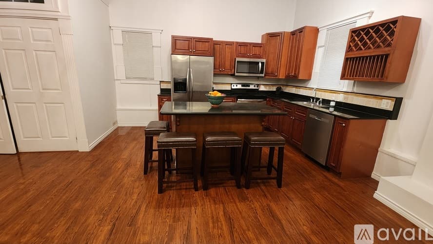 Hopkinton Apartment: 21 Ash St