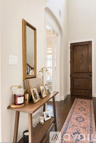 Arlington House: 1203 Harris Hawk Way