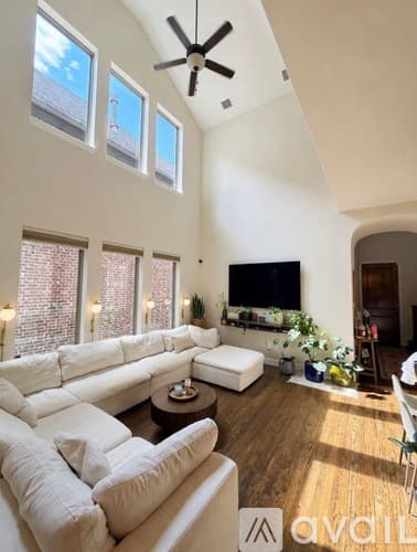 Arlington House: 1203 Harris Hawk Way