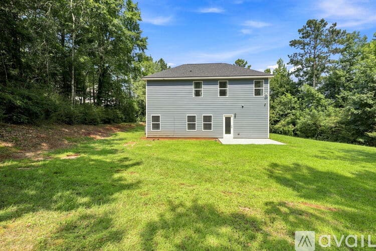LaGrange House: 113 Richmond Dr