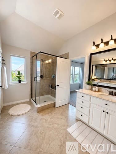 Arlington House: 1203 Harris Hawk Way