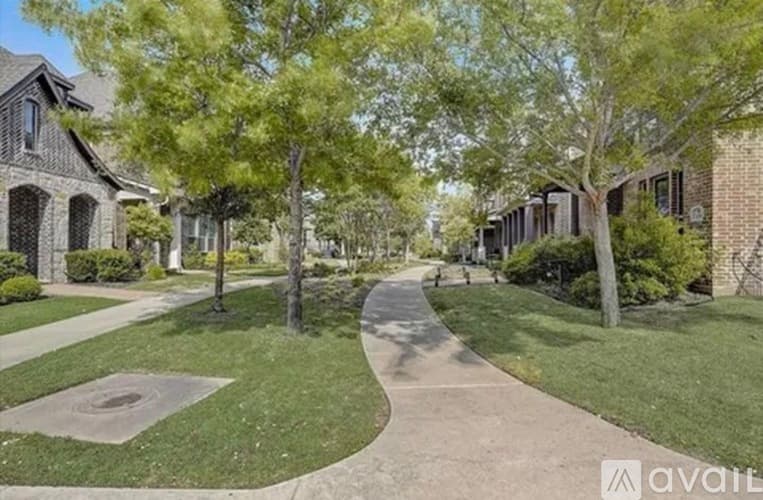 Arlington House: 1203 Harris Hawk Way