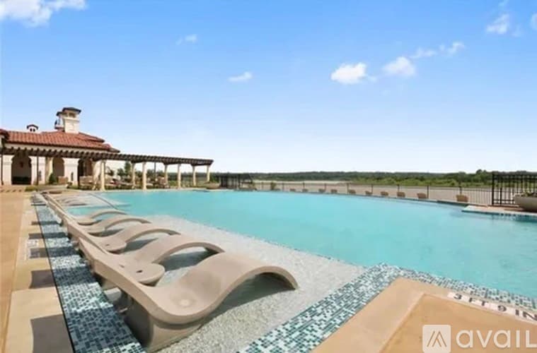 Arlington House: 1203 Harris Hawk Way