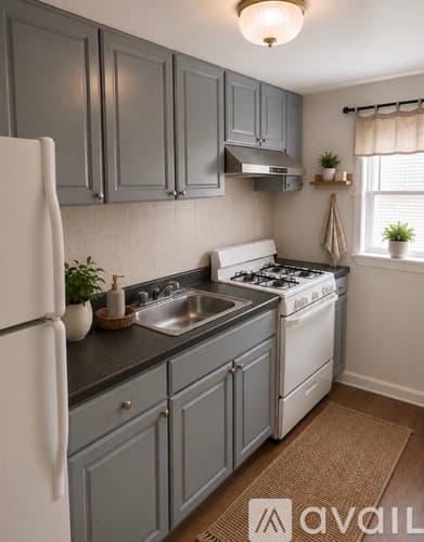 Woodbury Apartment: 76 South Woodland Avenue