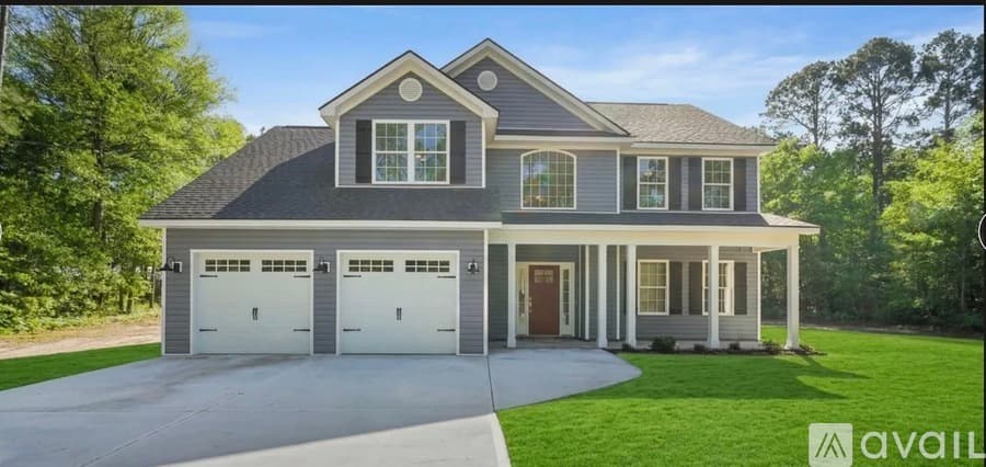 Midway House: 65 Plantation Road