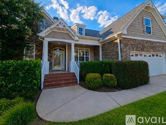 Greer House: 212 Medford Drive