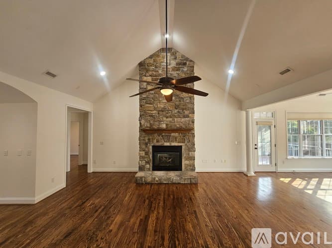 Greer House: 212 Medford Drive
