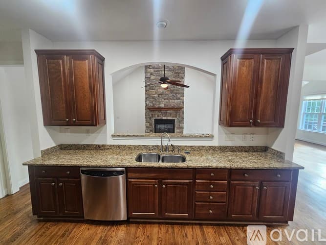 Greer House: 212 Medford Drive