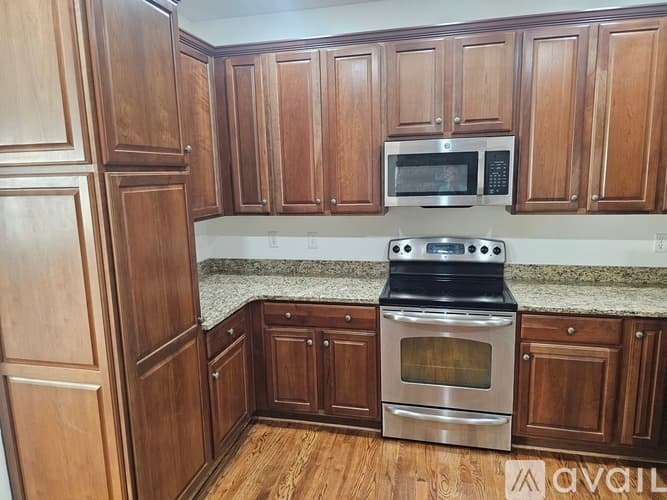 Greer House: 212 Medford Drive