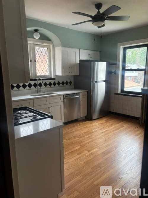 St. Louis Apartment: 3960 Fillmore St