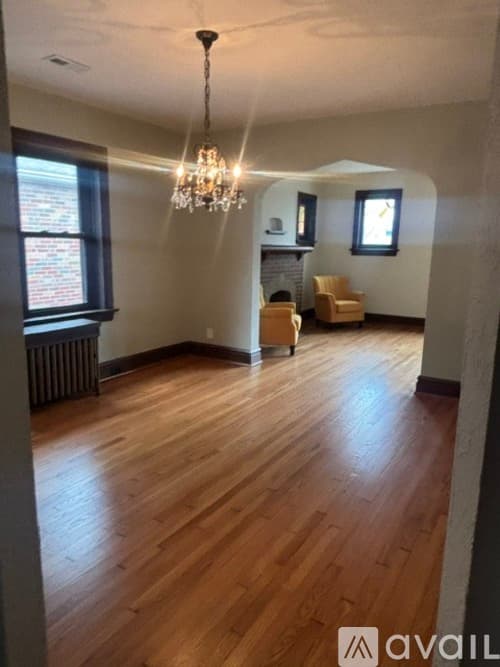 St. Louis Apartment: 3960 Fillmore St
