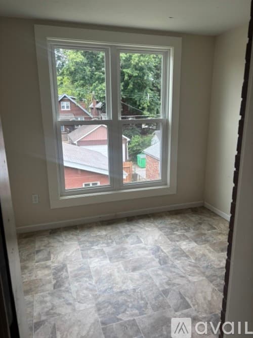 St. Louis Apartment: 3960 Fillmore St