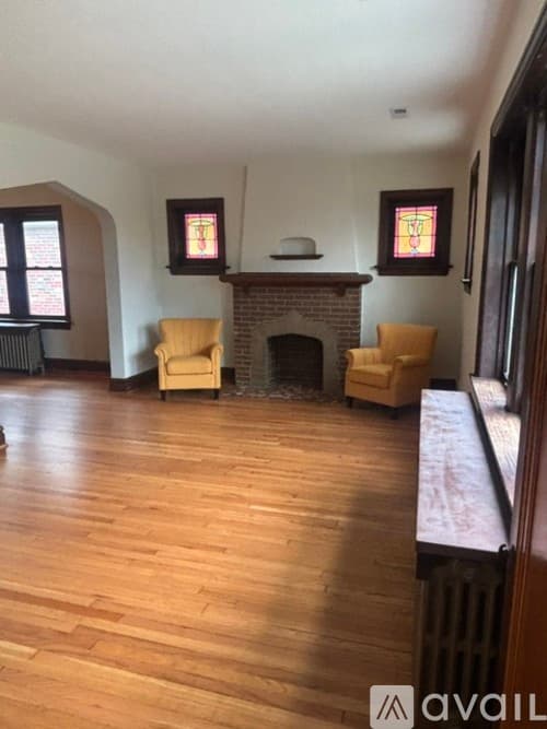 St. Louis Apartment: 3960 Fillmore St