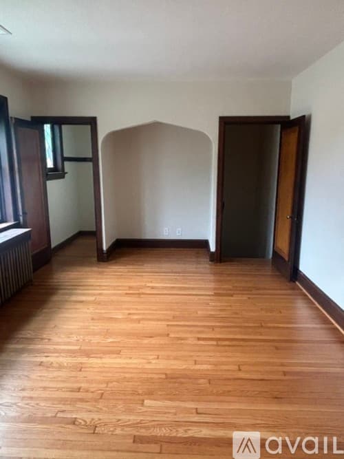 St. Louis Apartment: 3960 Fillmore St
