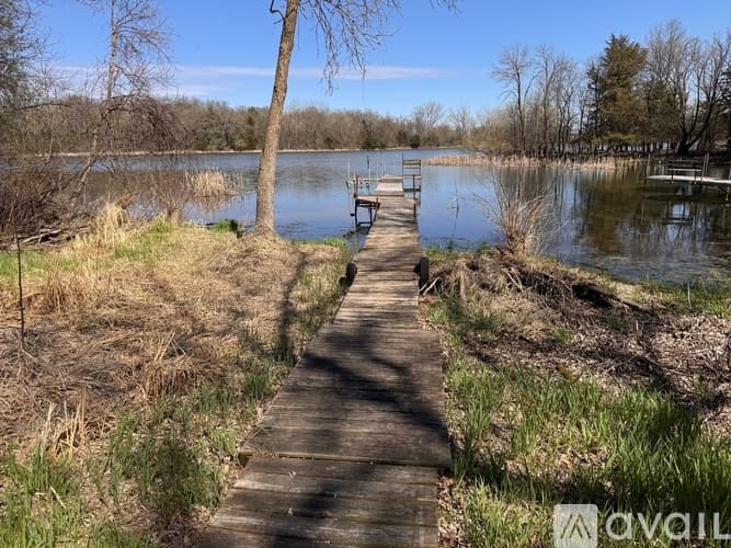 Litchfield House: 57975 226th St