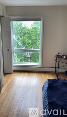 Evanston Apartment: 1326 Chicago Ave