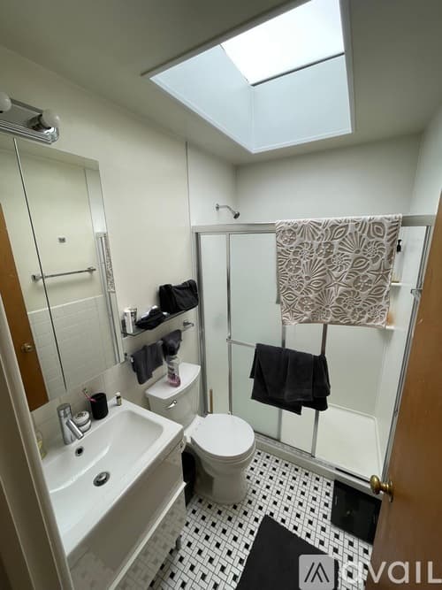 Evanston Apartment: 1326 Chicago Ave