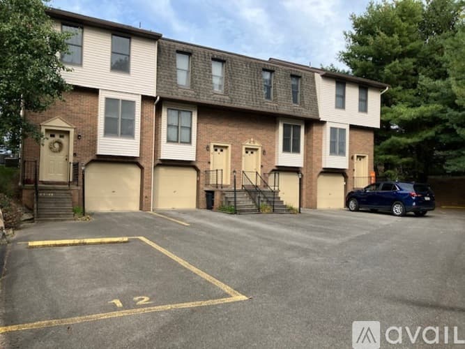 Butler Apartment: 101 Ableview Dr