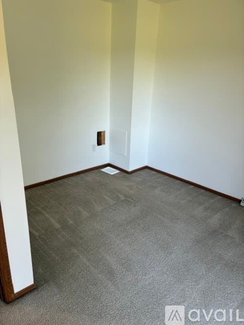 Butler Apartment: 101 Ableview Dr