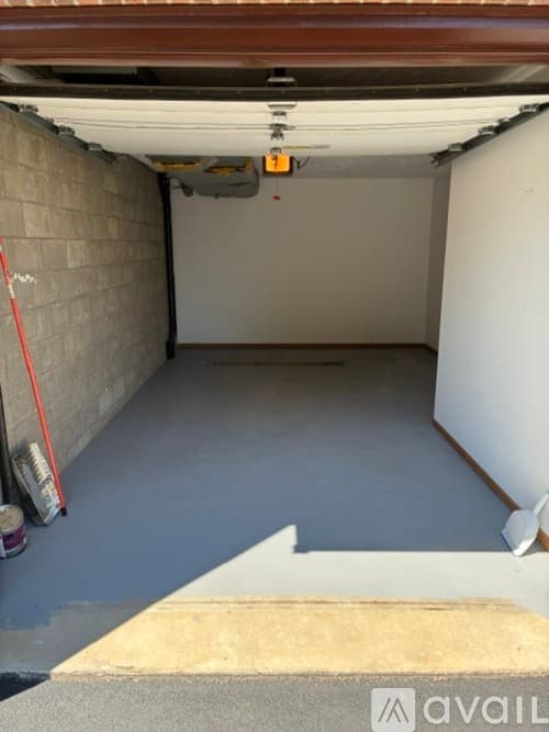Butler Apartment: 101 Ableview Dr