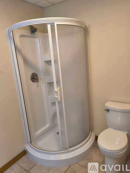 Woodstock Apartment: 430 English Ivy Way