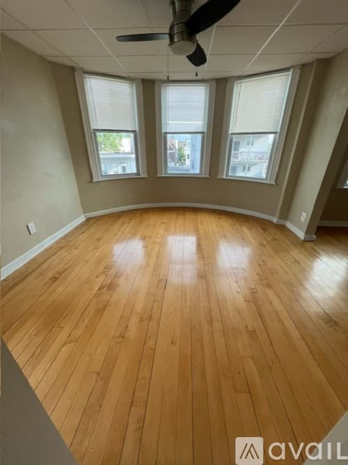 Winthrop Apartment: 20 Coral Avenue