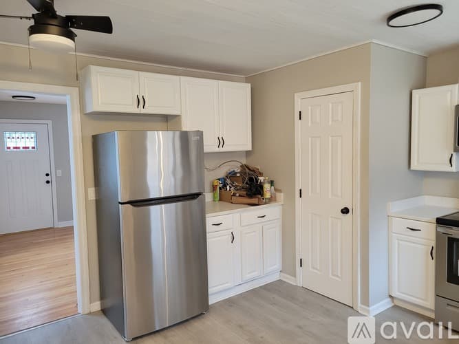 Madison House: 75 Fairview Drive