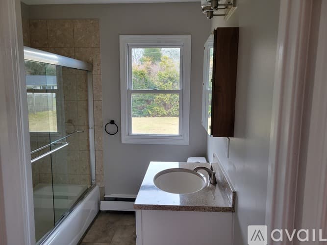 Madison House: 75 Fairview Drive
