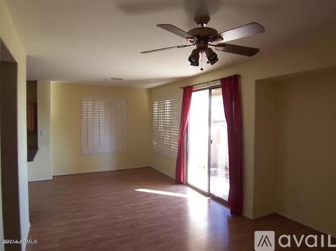 Phoenix Townhome: 1024 East Frye Road