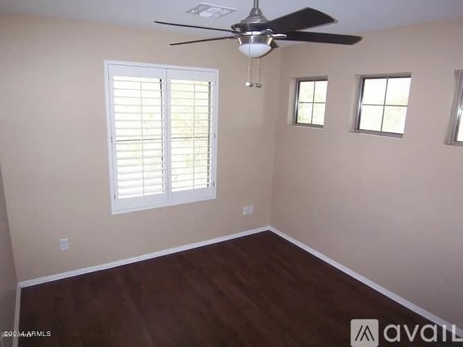 Phoenix Townhome: 1024 East Frye Road