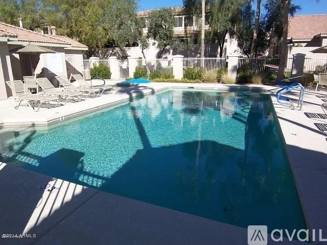 Phoenix Townhome: 1024 East Frye Road