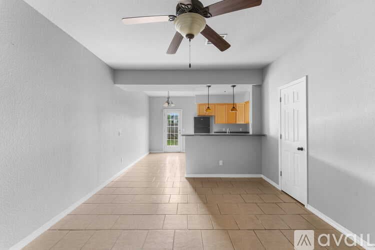 Siloam Springs Townhome: 2004 Azlin Pl