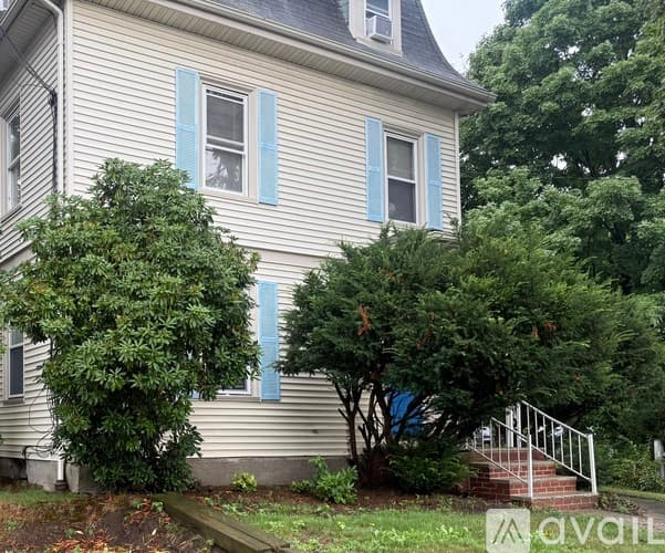 Watertown Apartment: 74 Morse Street