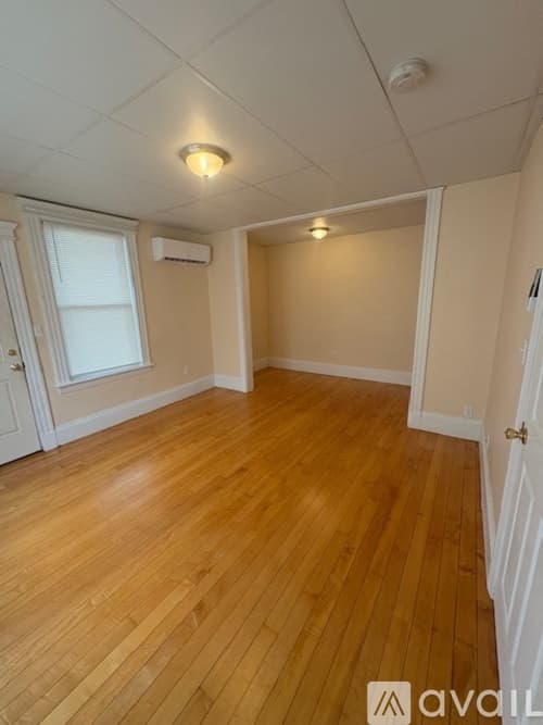 Winthrop Apartment: 20 Coral Avenue