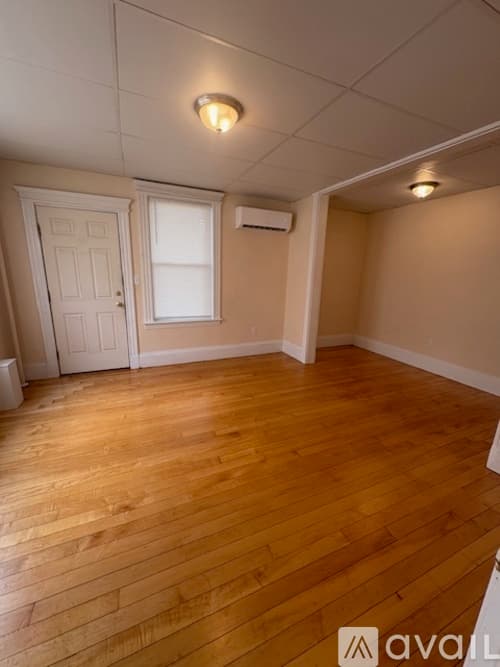 Winthrop Apartment: 20 Coral Avenue