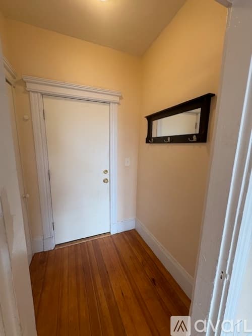 Winthrop Apartment: 20 Coral Avenue