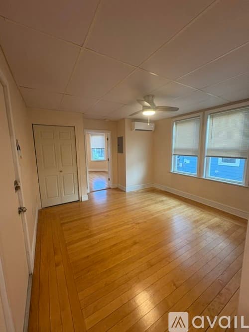 Winthrop Apartment: 20 Coral Avenue