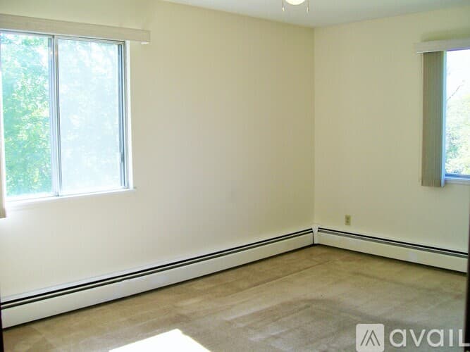 Coon Rapids Apartment: 11761 Eldorado Street Northwest