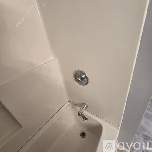 Seven Springs House: 5654 Davis Hardy Road