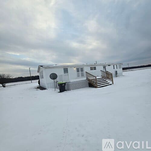 Seven Springs House: 5654 Davis Hardy Road