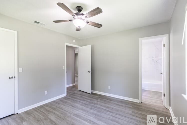 Hinesville House: 504 Heritage Dr