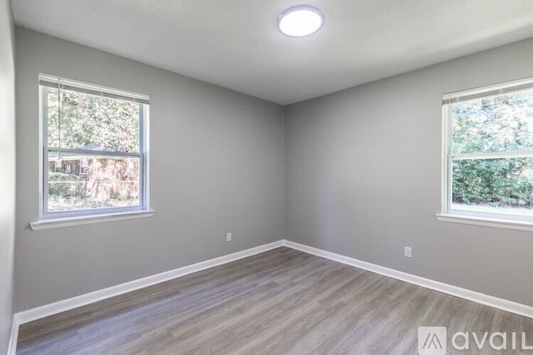 Hinesville House: 504 Heritage Dr