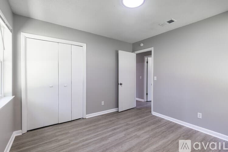 Hinesville House: 504 Heritage Dr
