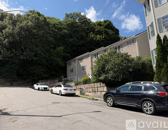Worcester Apartment: 20 Creston Street