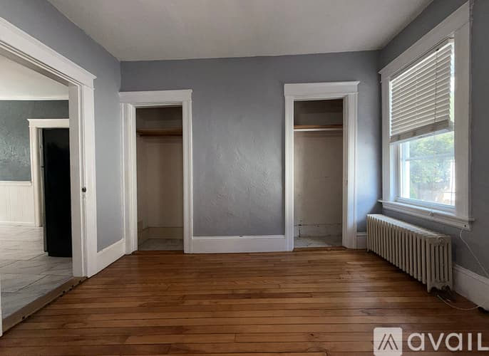 Worcester Apartment: 20 Creston Street