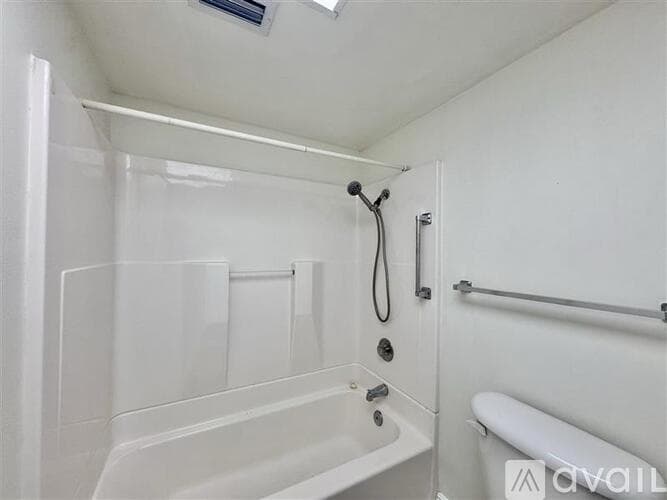 Venice Condo: 244 St Augustine Ave