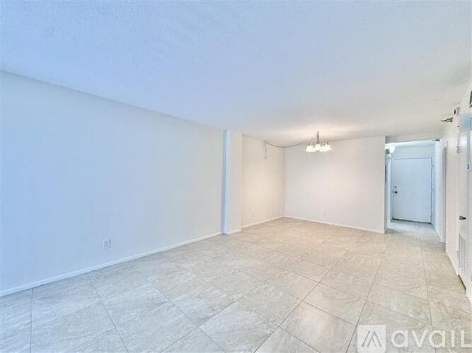 Venice Condo: 244 St Augustine Ave