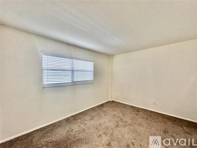 Venice Condo: 244 St Augustine Ave