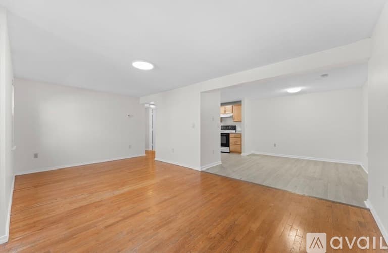 Brockton Apartment: 35 Eagle Ave