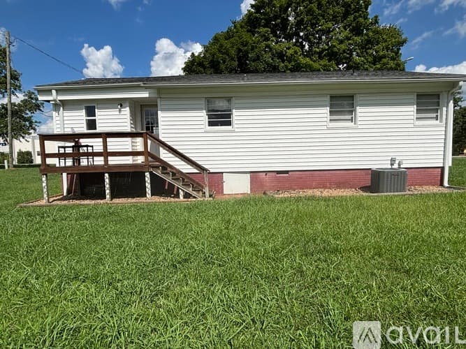 Shelby House: 615 Plato Lee Road